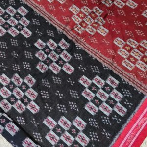 Traditional geometric pasapali traditional saree